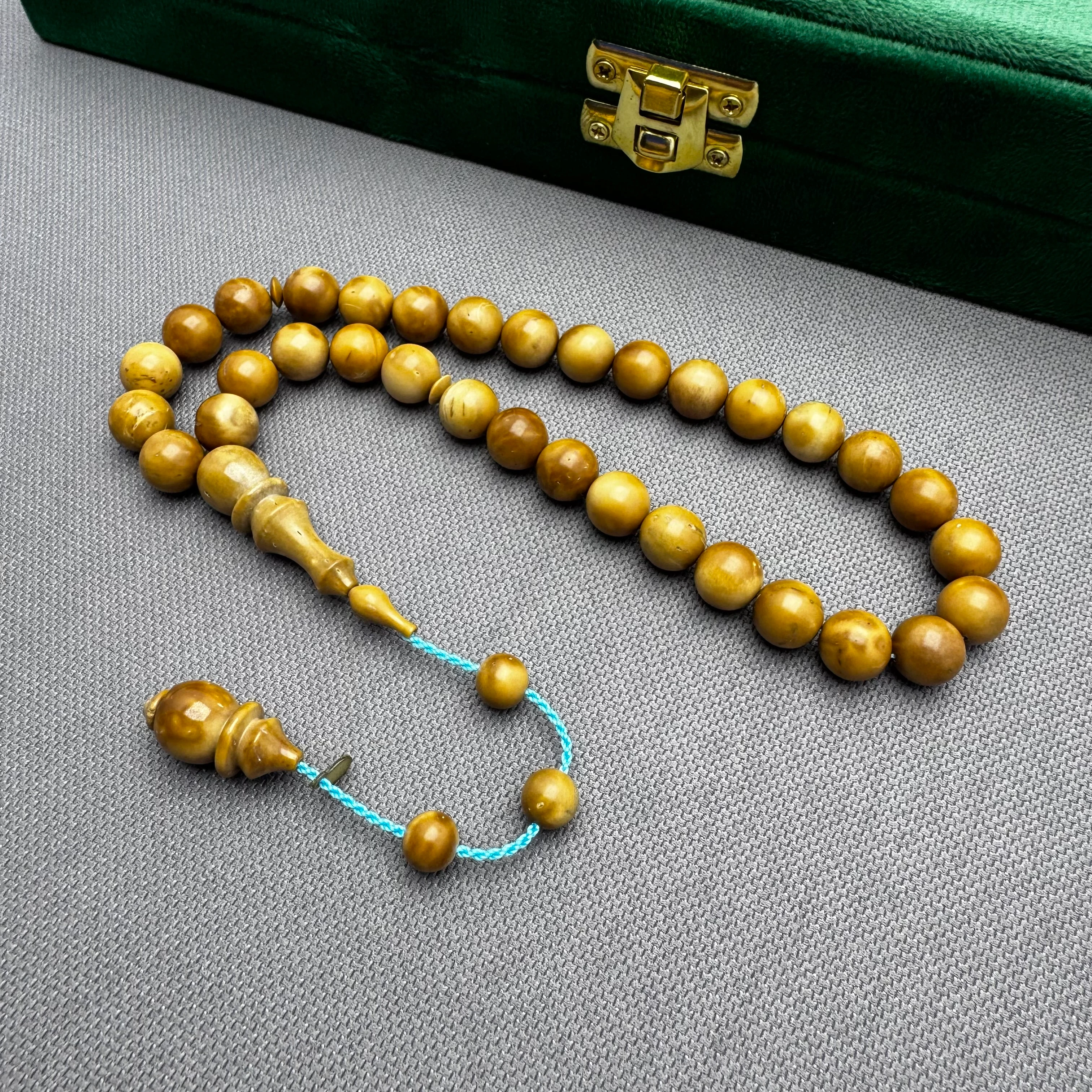 Dalgıç Usta İşçilikli Sistemli Püskül Küre Kesim Kuka Tespih